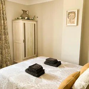https://appartement-aux-rayons-dor.fr-provencehotel.com